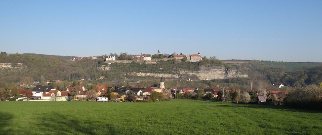 Ferienwohnung Unter Den Schloessern Bei Jena Dorndorf Exterior foto